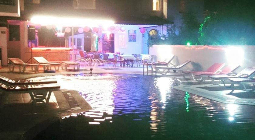 Tolan Apartments İçmeler Eksteriør billede